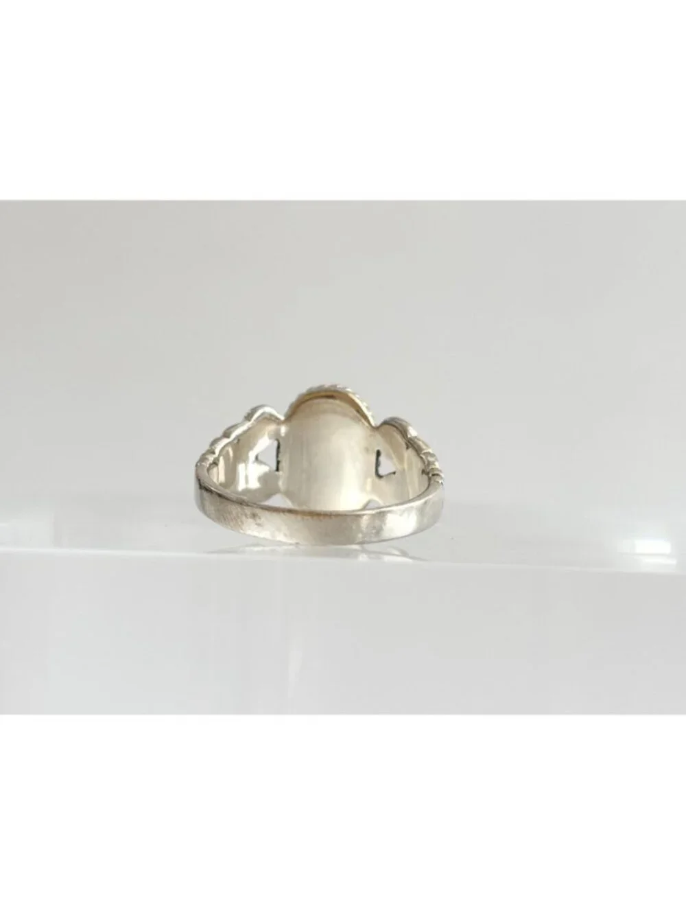 Mother of Pearl Stone Rope Frame Scroll Sterling Silver 925 Vintage Ring - sz 7